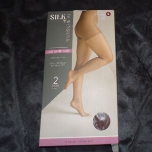 Silk Impressions light support sheer size small NIP